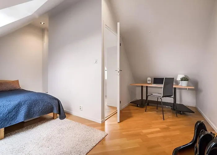 Bright Top-Floor Apartment With Sea View Διαμέρισμα Μπέργκεν