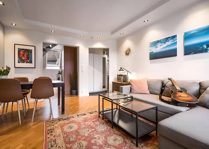 Leilighet Bright Top-floor With Sea View *