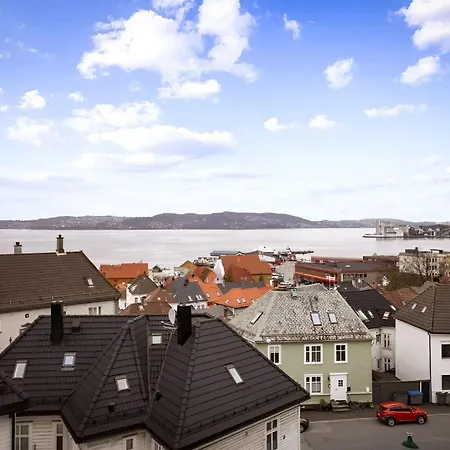 Apartment Bright Top-floor With Sea View
